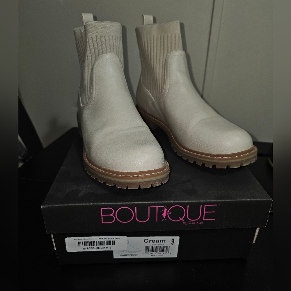 Corkys Boots - Picture 2 of 4